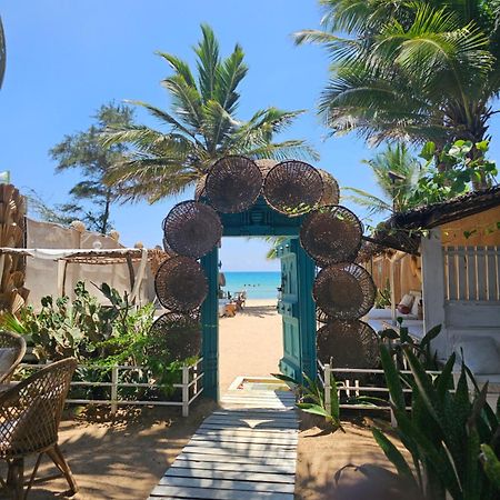 Memo'S Beach Nilaveli Exterior photo